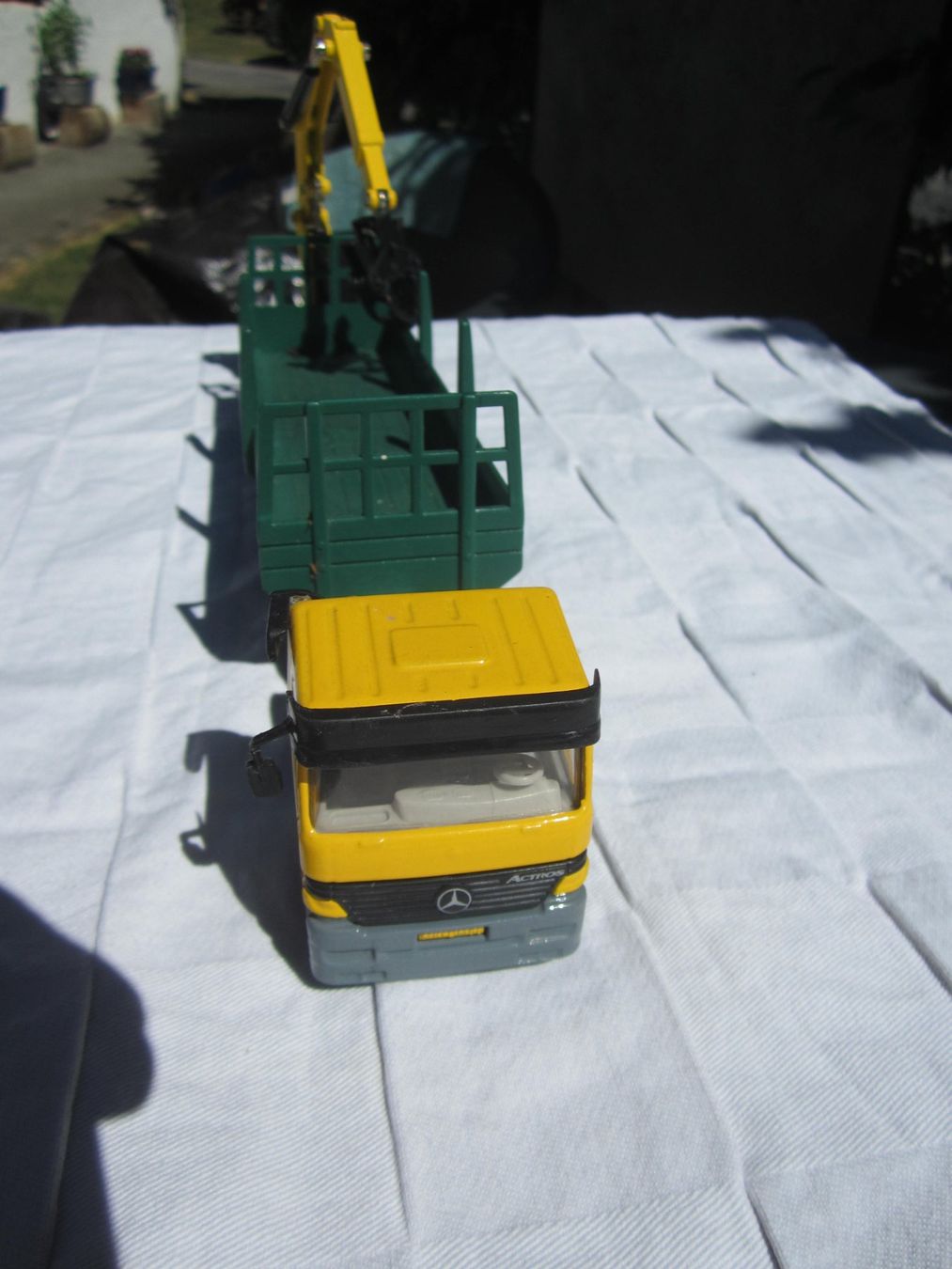 Kit di modellismo & Modellini statici: Camion remorque Mercedes – Nuovo (secondo la descrizione) da Tramelan venduto da Tors 1