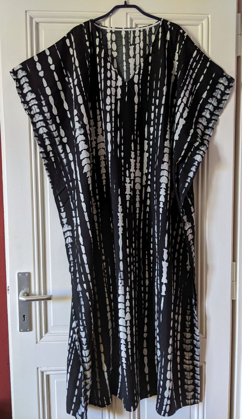 Vestiti: Robe-caftan noir/blanc TU – Nuovo e nell'imballaggio originale da Petit-Lancy venduto da lilycerise