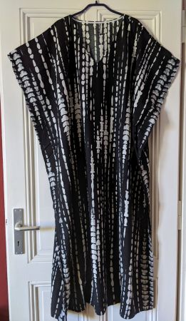 Robe-caftan noir/blanc TU