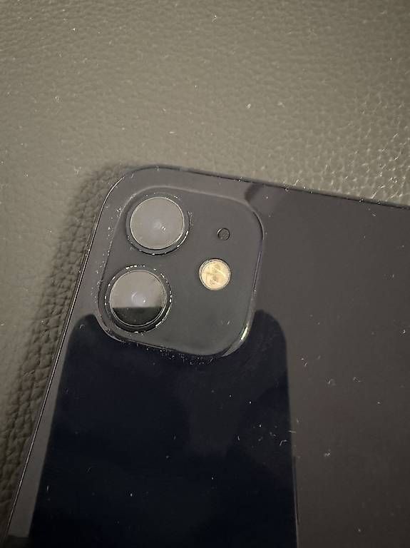 Telefoni cellulari / Smartphones: iPhone 12 schwarz 128GB  – Usato da Rebstein venduto da lave 2