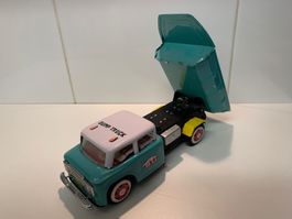 Lastwagen LKW Kipper MF717 STI Dump Truck Friktion 437