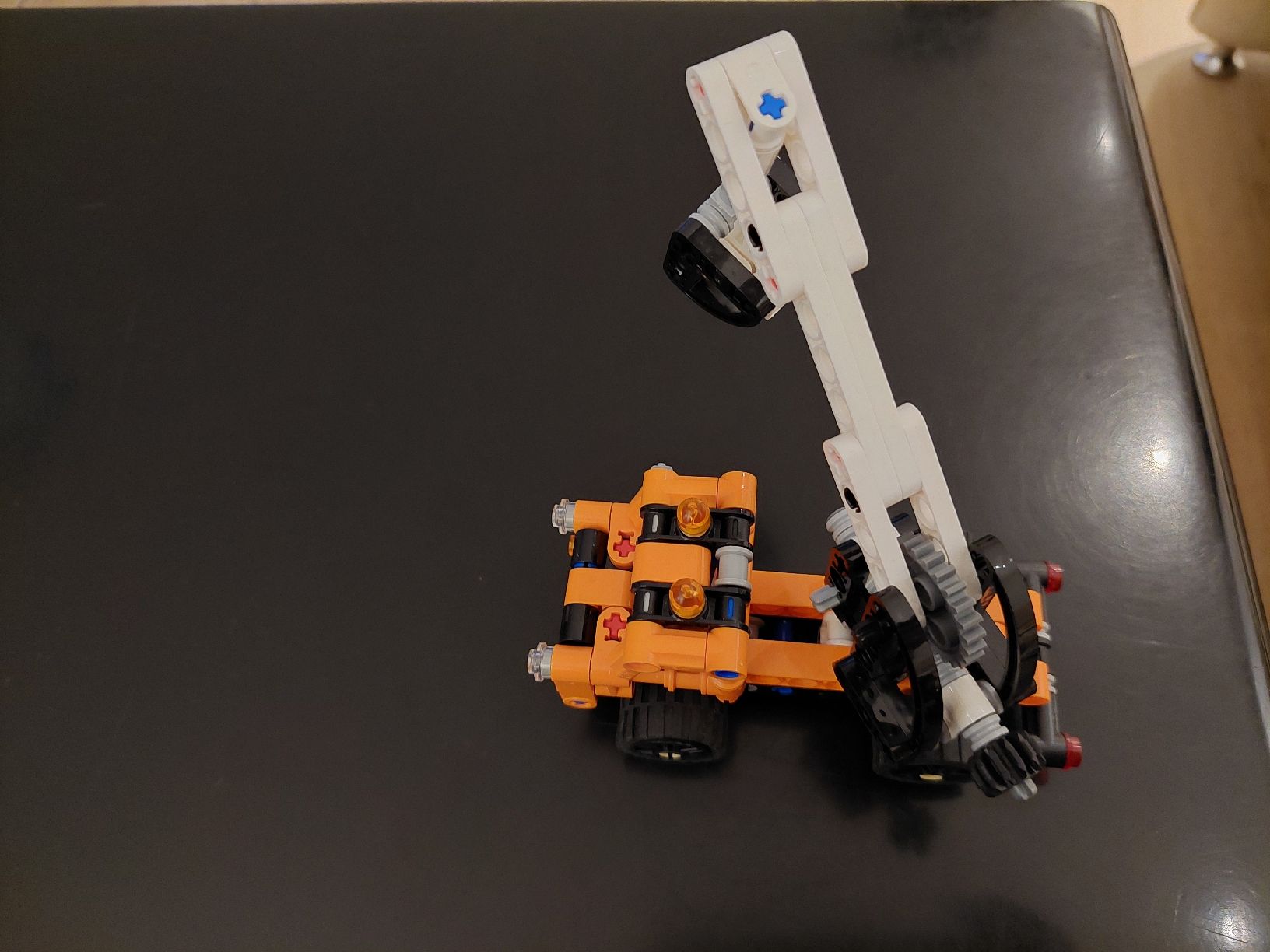 Lego Giocattoli: Lego Technic Hubarbeitsbühne – Usato da Zetzwil venduto da sti_x9xf 2