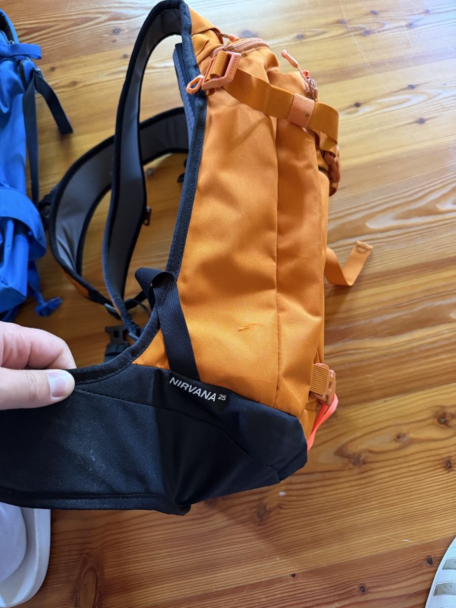 Mammut Zaini: MAMMUT NIRVANA 25 RUCKSACK – Usato da Scuol venduto da Gianni046 1