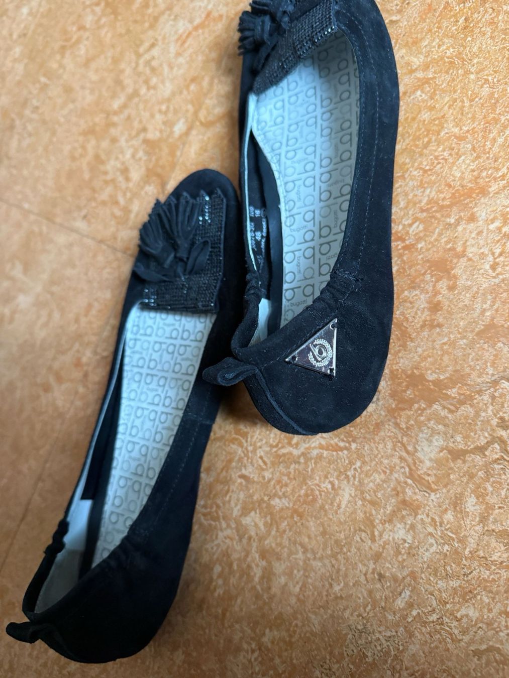 Bugatti Scarpe da donna: Schuhe – Usato da Flawil venduto da Stella_3 1