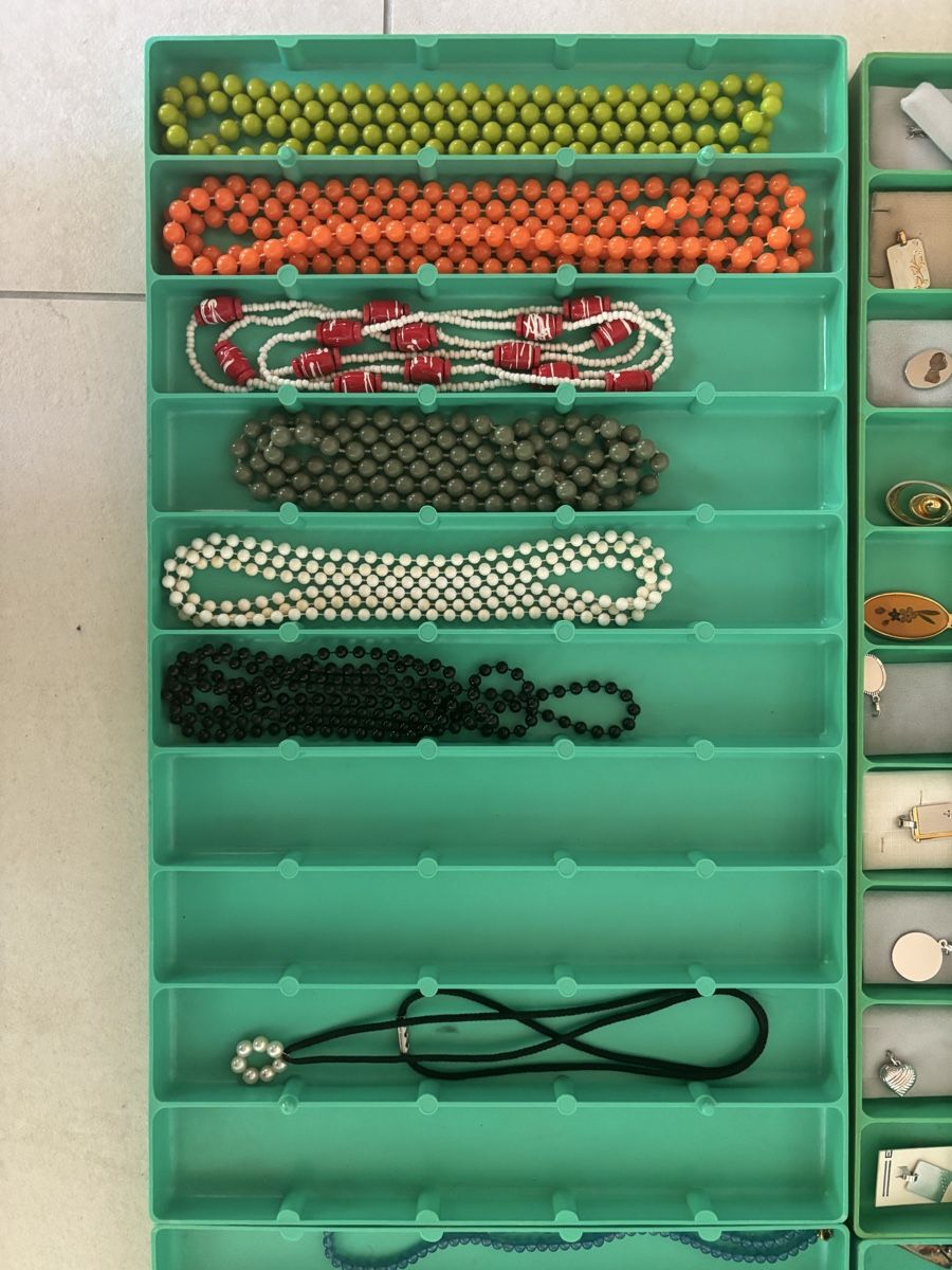 Autres bijoux: Lot Schmuck, Taschenuhren – Neuf (Voir description) à Rüti b. Büren par CenicAG 1