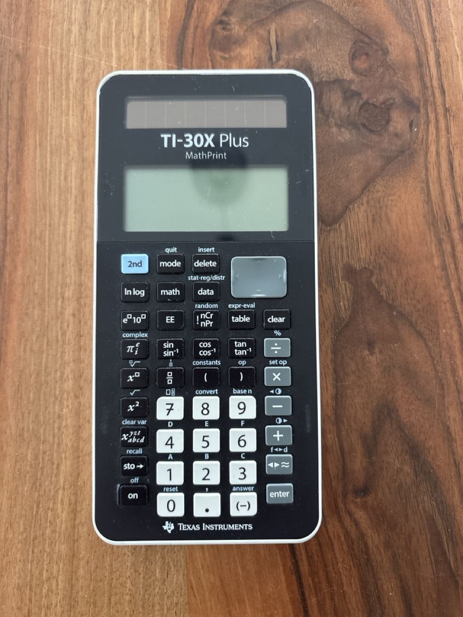 Texas Instruments Calculatrices: Texas Instruments TI-30X Plus MathPrint Taschenrechner – D'occasion à Brunnen par eli_8ykg