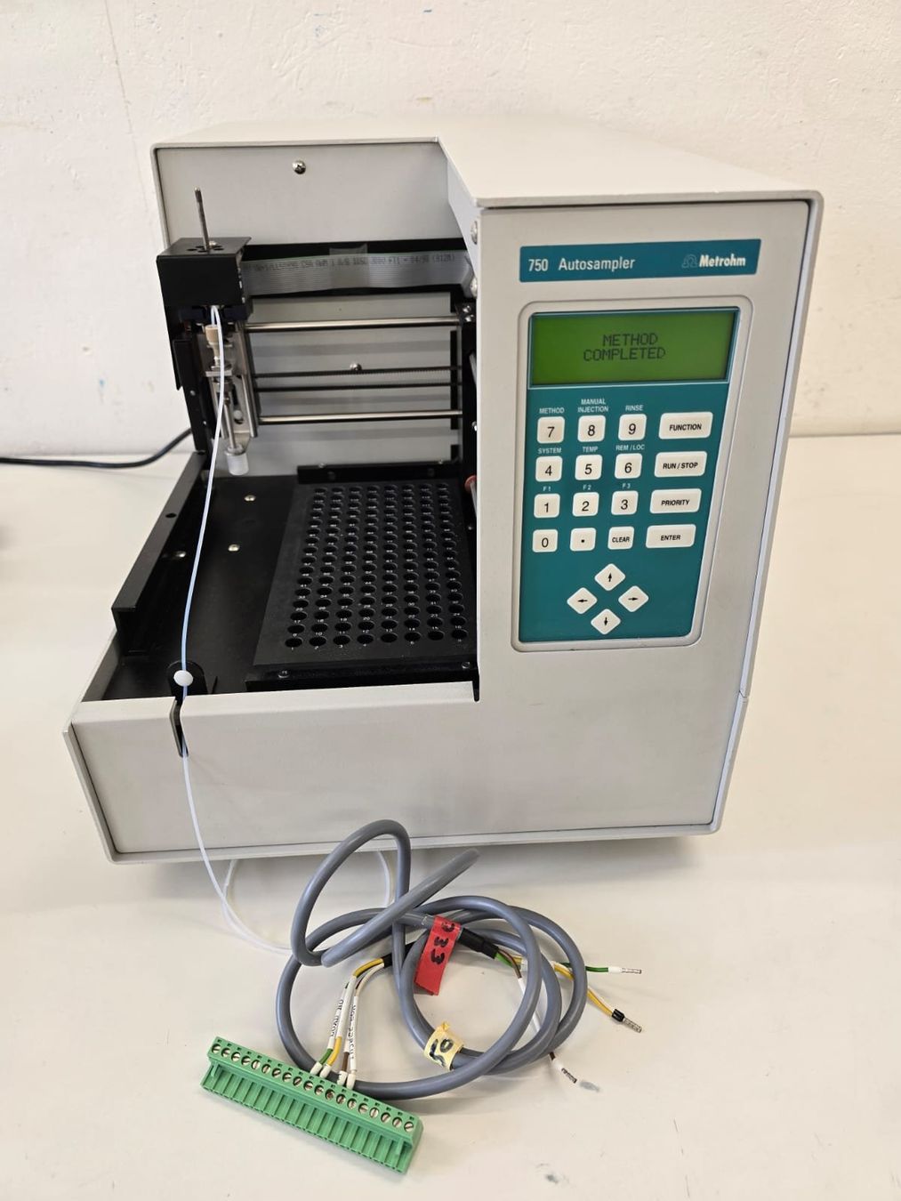 Metrohm Tutte le macchine: Metrohm 750 autosampler – Difettoso da Niederdorf venduto da LeptonAG_Labor 1