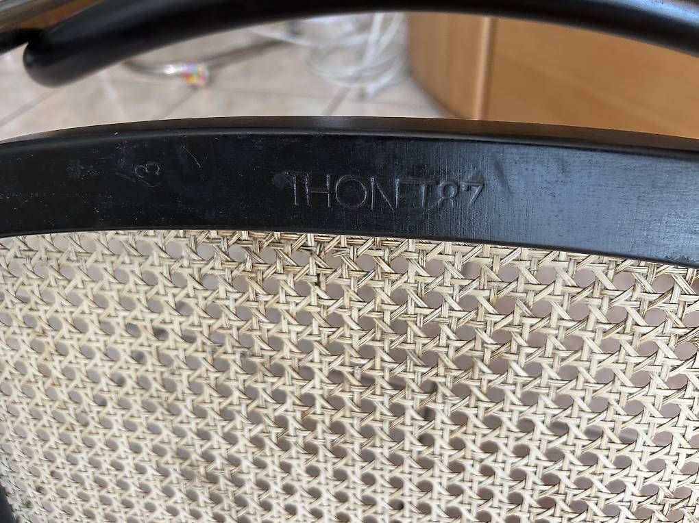 Stühle: À vendre 3 chaises Thonet 87 – Gebraucht aus La Neuveville von biz_mn8c 2