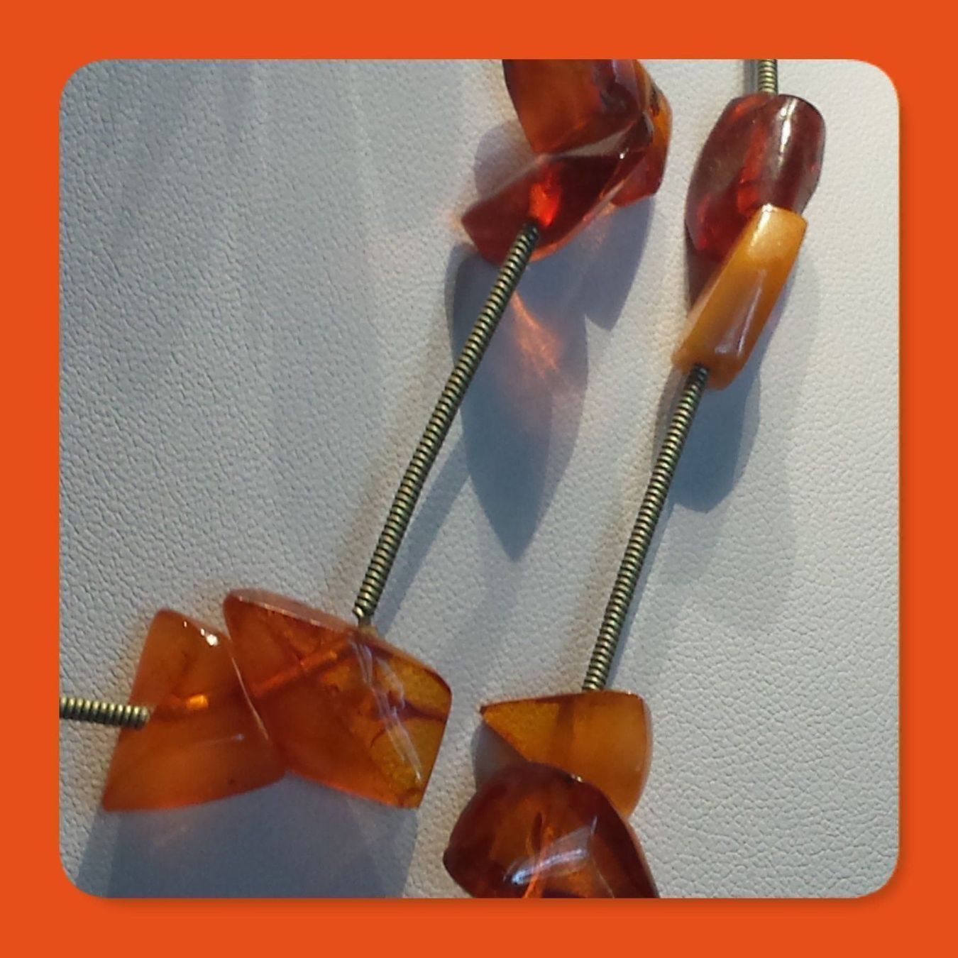 Catenine: Ostsee Bernstein Schmuck Kette Collier – Usato da Matten b. Interl venduto da EdelsteineInterlaken 1