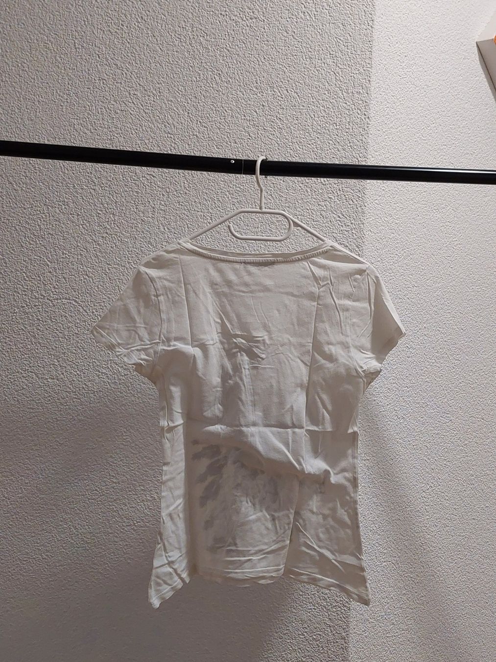 T-shirt: T-shirt weiss – Usato da Gunzwil venduto da 11G11 1