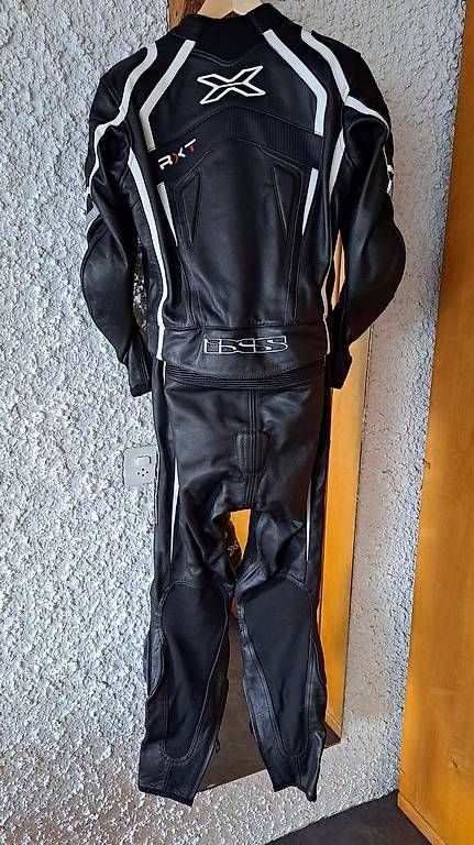 Anzüge & Kostüme: Damen IXS Motorradanzug aus Leder – Gebraucht aus Wettingen von Wett91 3