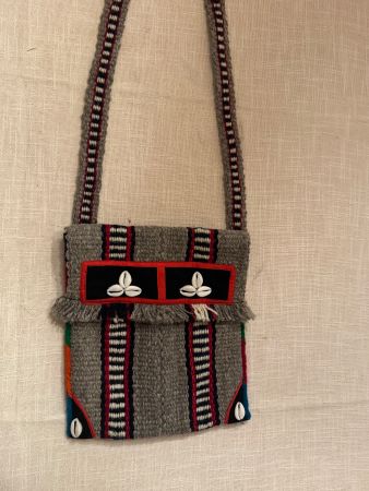 Handgewobene Vintage Umhängetasche mit Muscheldekor, Top!