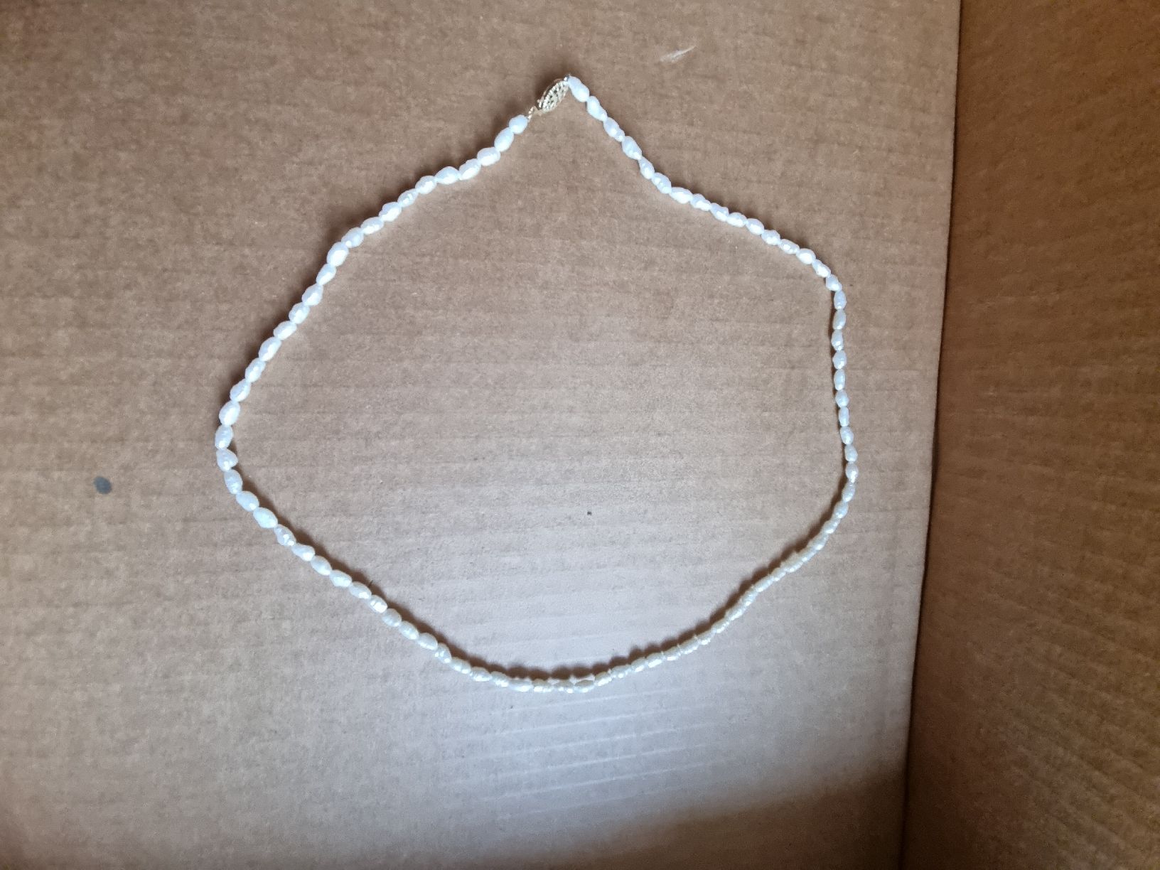 Perle (finte): Elegante  Perlenkette – Usato da Schaffhausen venduto da Leveron13 4