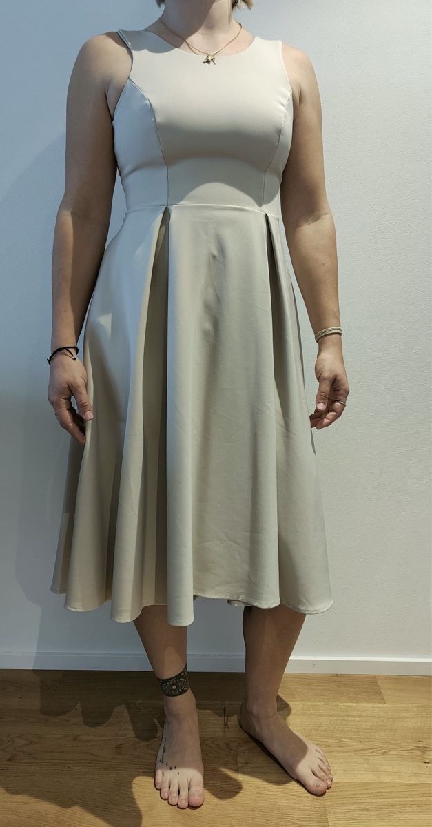 Vestiti: Kleid Rinascimento – Nuovo (secondo la descrizione) da Lupsingen venduto da jea_rj7b
