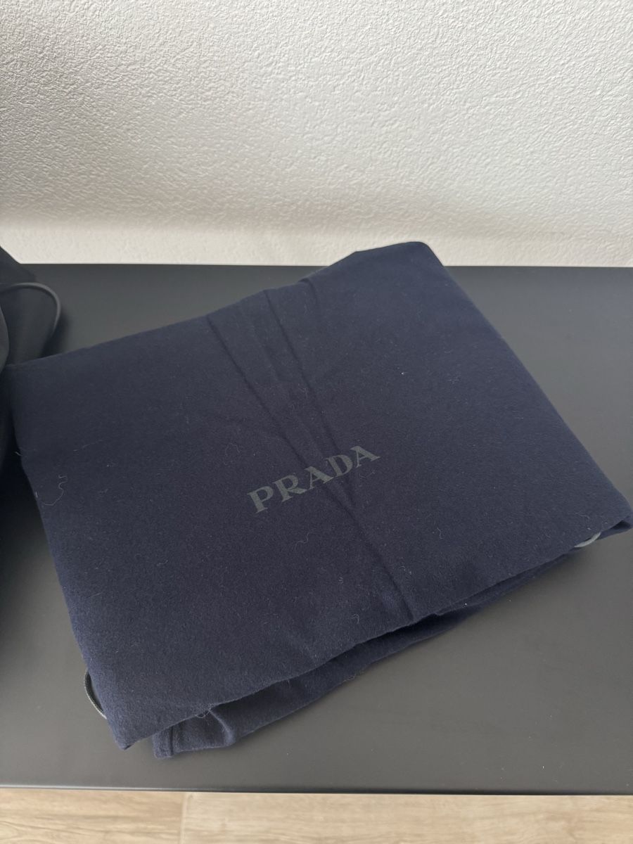 Prada Taschen: Prada travel bag, like new – Neu (gemäss Beschreibung) aus Dübendorf von fra_h2bp 9