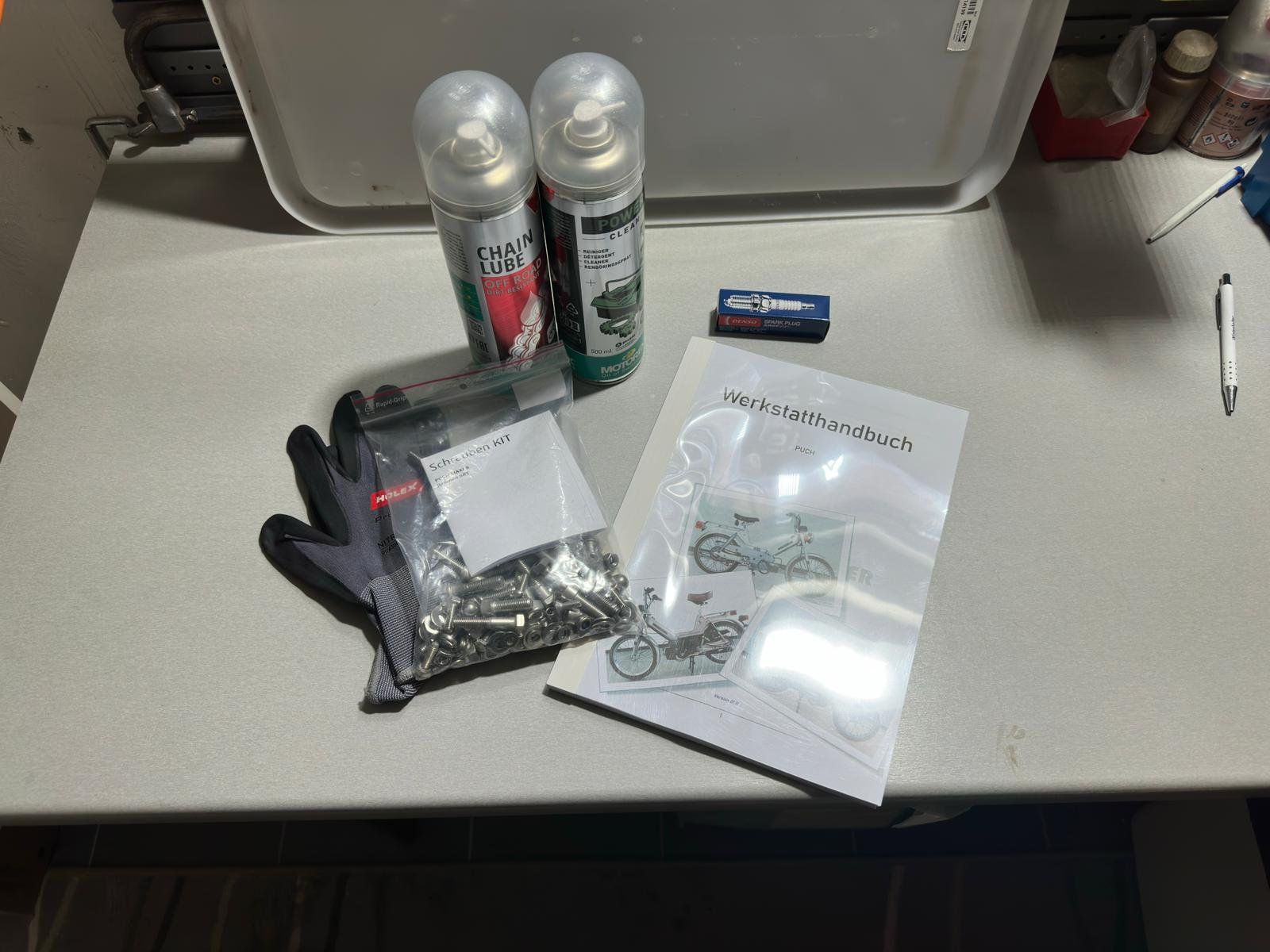 Puch Parti ricambio per ciclomotori: Puch Maxi N Start‑Set / Geschenkeset – Nuovo (secondo la descrizione) da Kirchleerau venduto da Toeffli_Schrauber