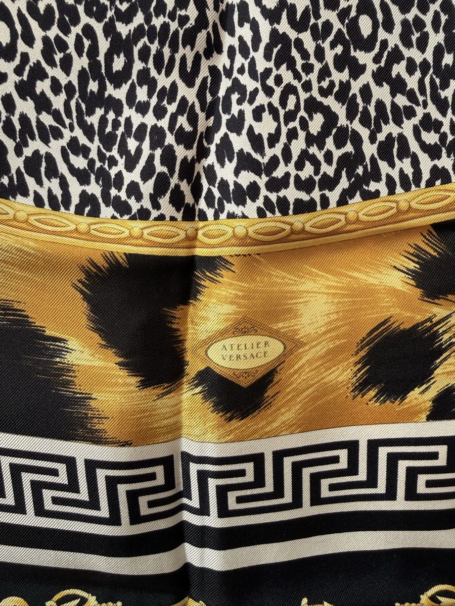 Versace Foulards & écharpes: VERSACE Seidentuch – D'occasion à Knonau par Danyboy30 1