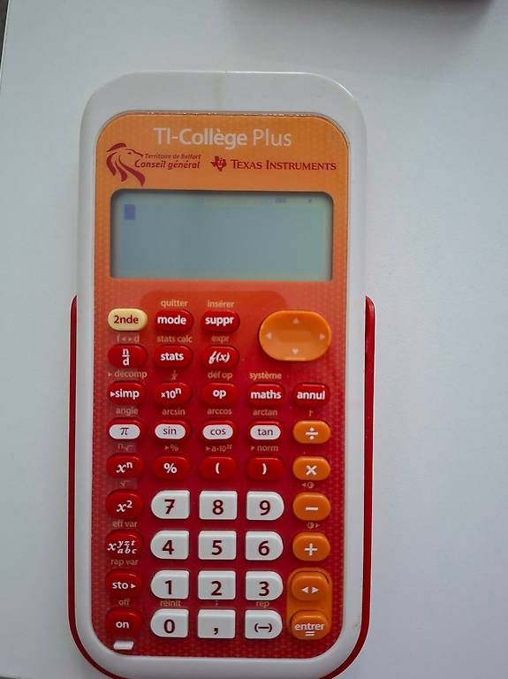 Texas Instruments Calcolatrici tascabili: Texas Instruments TI-Collège Plus – Usato da Lausanne venduto da nic_b8wv