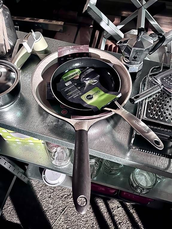 Appareils de cuisine: Casalinghi e accessori cucina – D'occasion à Cabbio par dharmacry 2