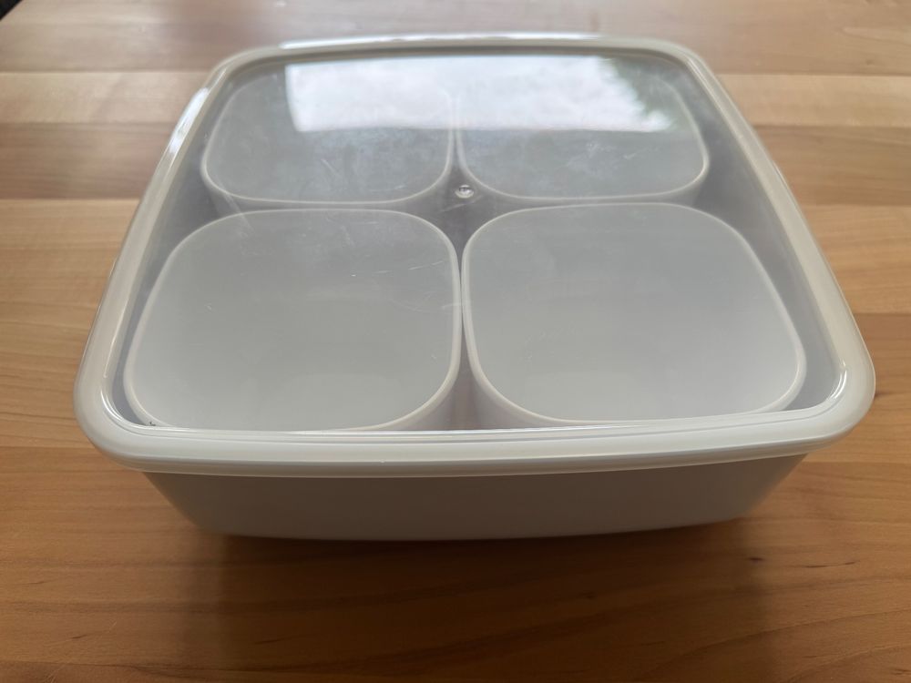 Geschirrsets: Sommerliches Picknick-Set: Schüssel, Teller, Schalen, Top! – Neu (gemäss Beschreibung) aus Zürich von ulr_j6hc 1