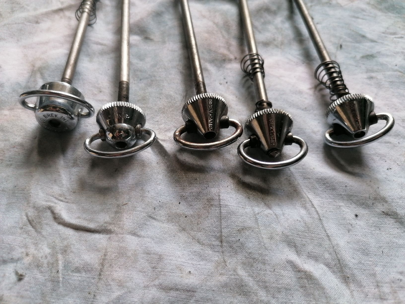 Campagnolo Pezzi di ricambio: Campagnolo Schnellspanner  – Usato da Lausanne venduto da Frankenstein 2