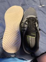 Baskets Skechers homme gris pointure 44 bon état