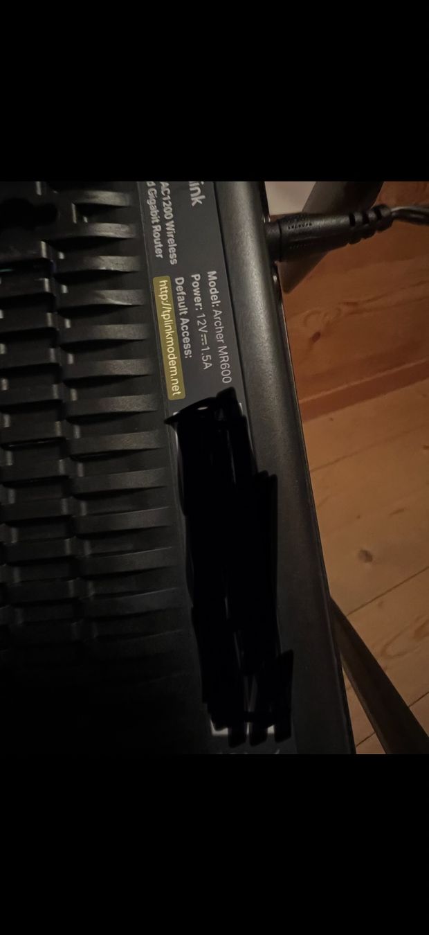 TP-Link Modem & Router: TpLink Router Mr600 – Usato da Chur venduto da gam_78gy