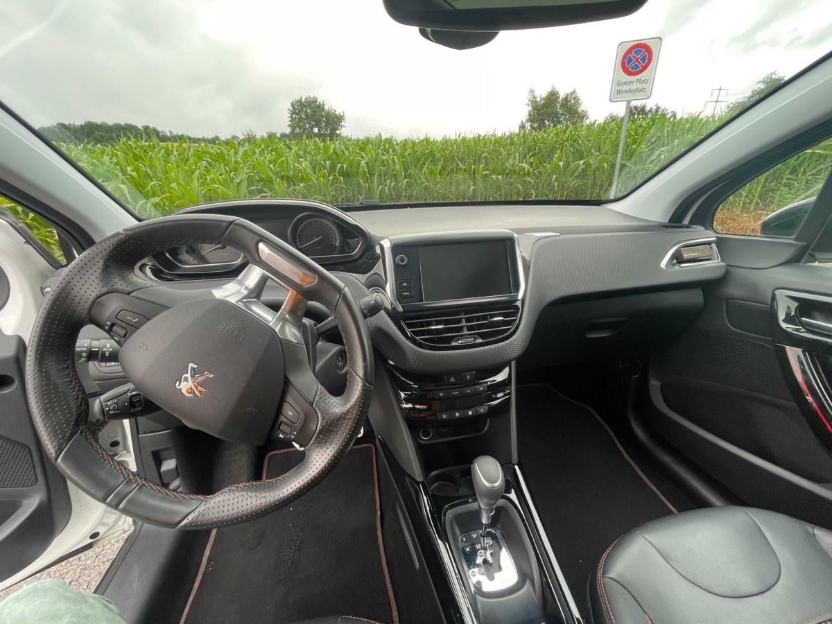 Peugeot Autos: Peugeot 2008 1.2 e STT – Gebraucht aus Affoltern am Albis von and_w2gp 4