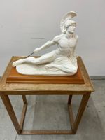 Skulptur Sterbenden Achilles aus Verbundmaterial von Maska