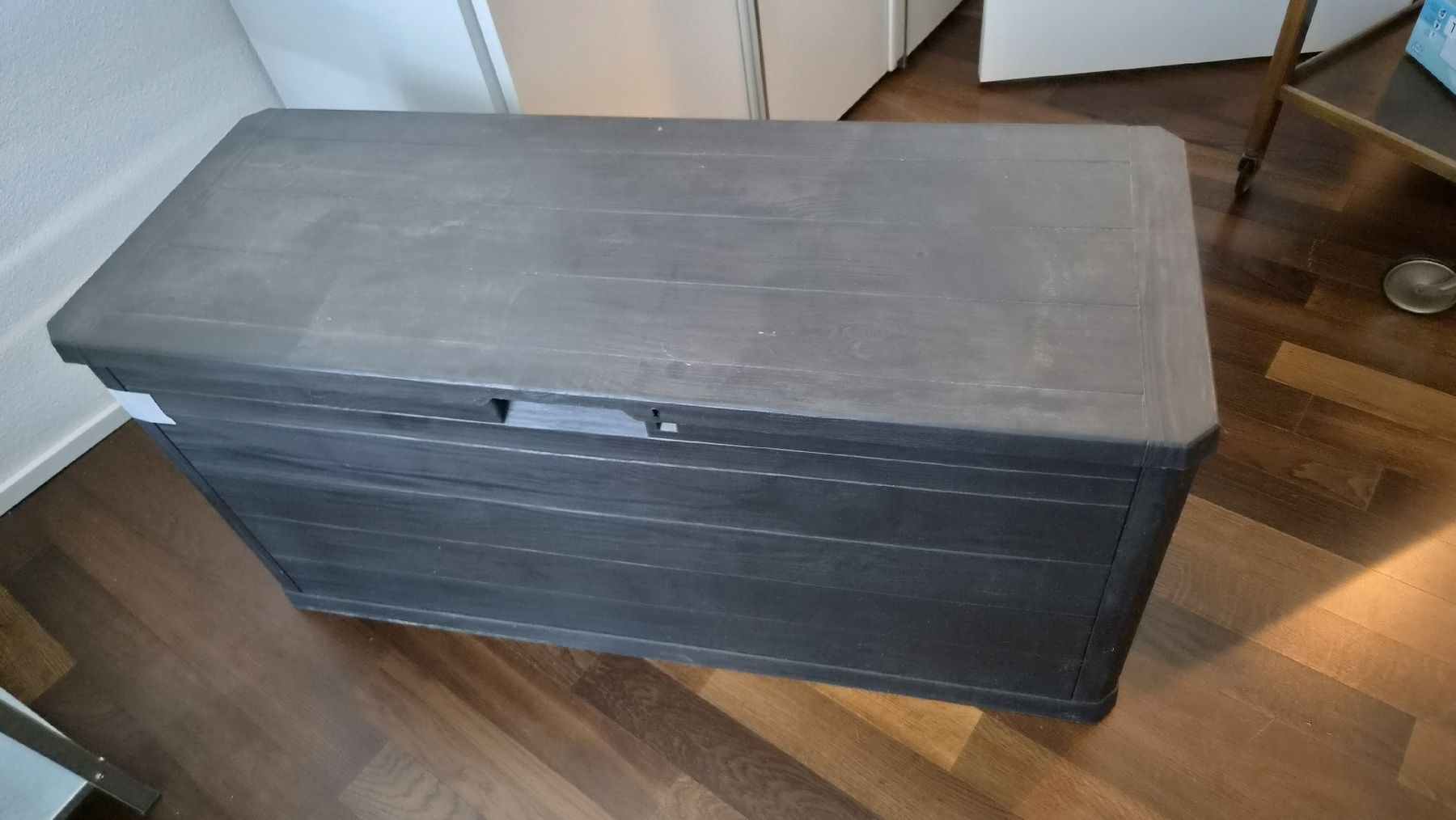 Box contenitori: Gartenkiste Plastik, schwarz – Usato da Waltenschwil venduto da del_hy2n 1