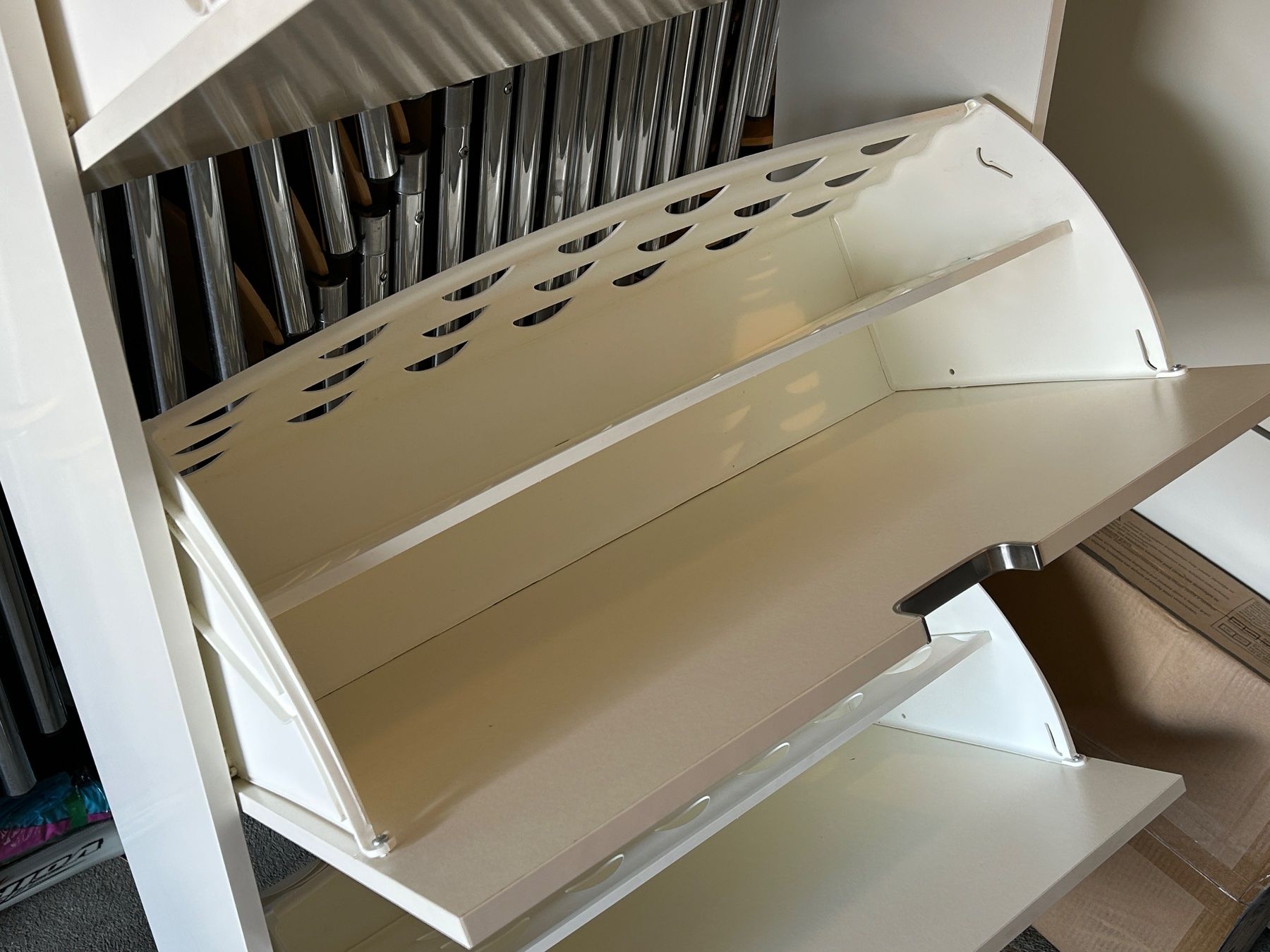 Ikea Armadi: Schuhschrank STÄLL weiss 3 Fächer gebraucht – Usato da Mülligen venduto da Sydkim 3