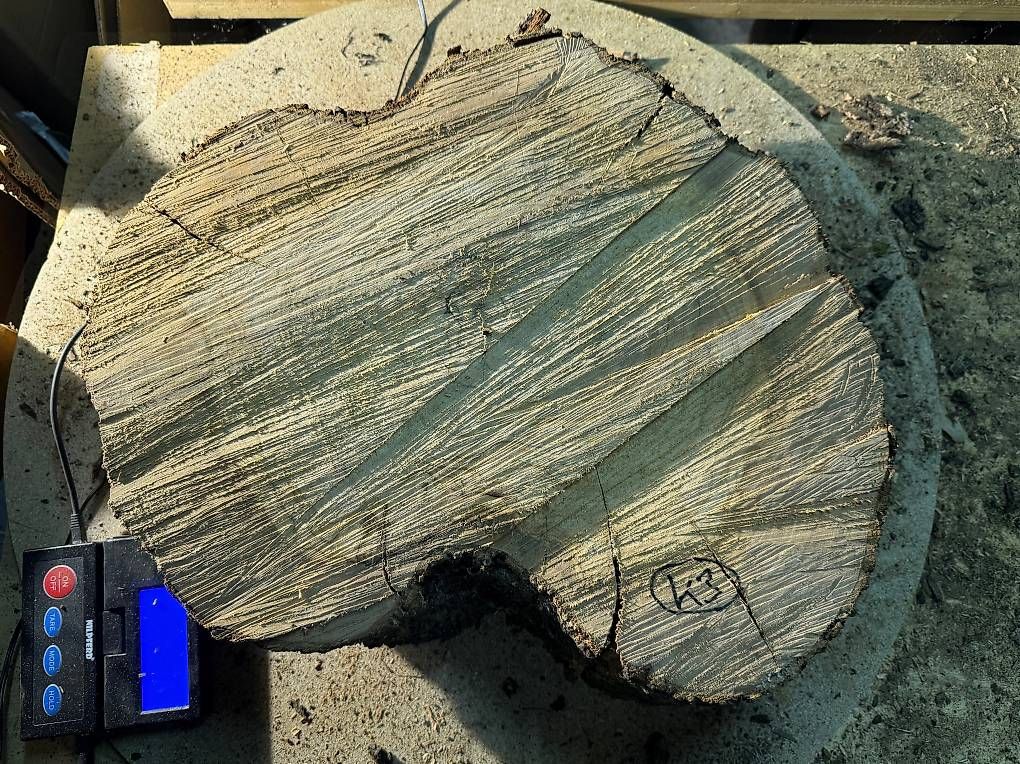 Articles en bois: Olivenholz Baumscheibe K3 – D'occasion à Buus par macipioji