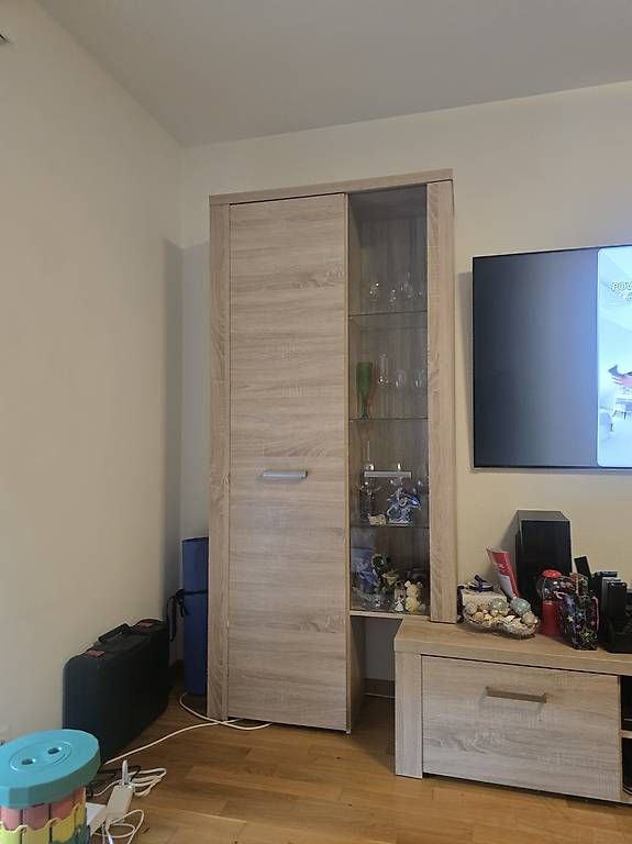Mobili TV: 3teilige Wohnwand+Salontisch bis 23. Juli – Usato da Therwil venduto da JosefinaV