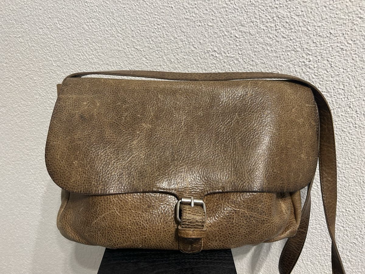 Taschen für Damen: Umhängetasche Leder – Gebraucht aus Richterswil von solisoli5