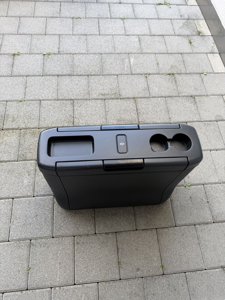 Mercedes-Benz Accessori per altri veicoli: Mercedes v-Clase  – Usato da Rothrist venduto da Cabea23 5