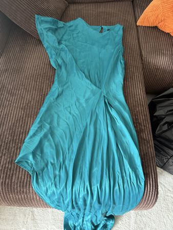 Kleid ZARA türkis Grösse M neu