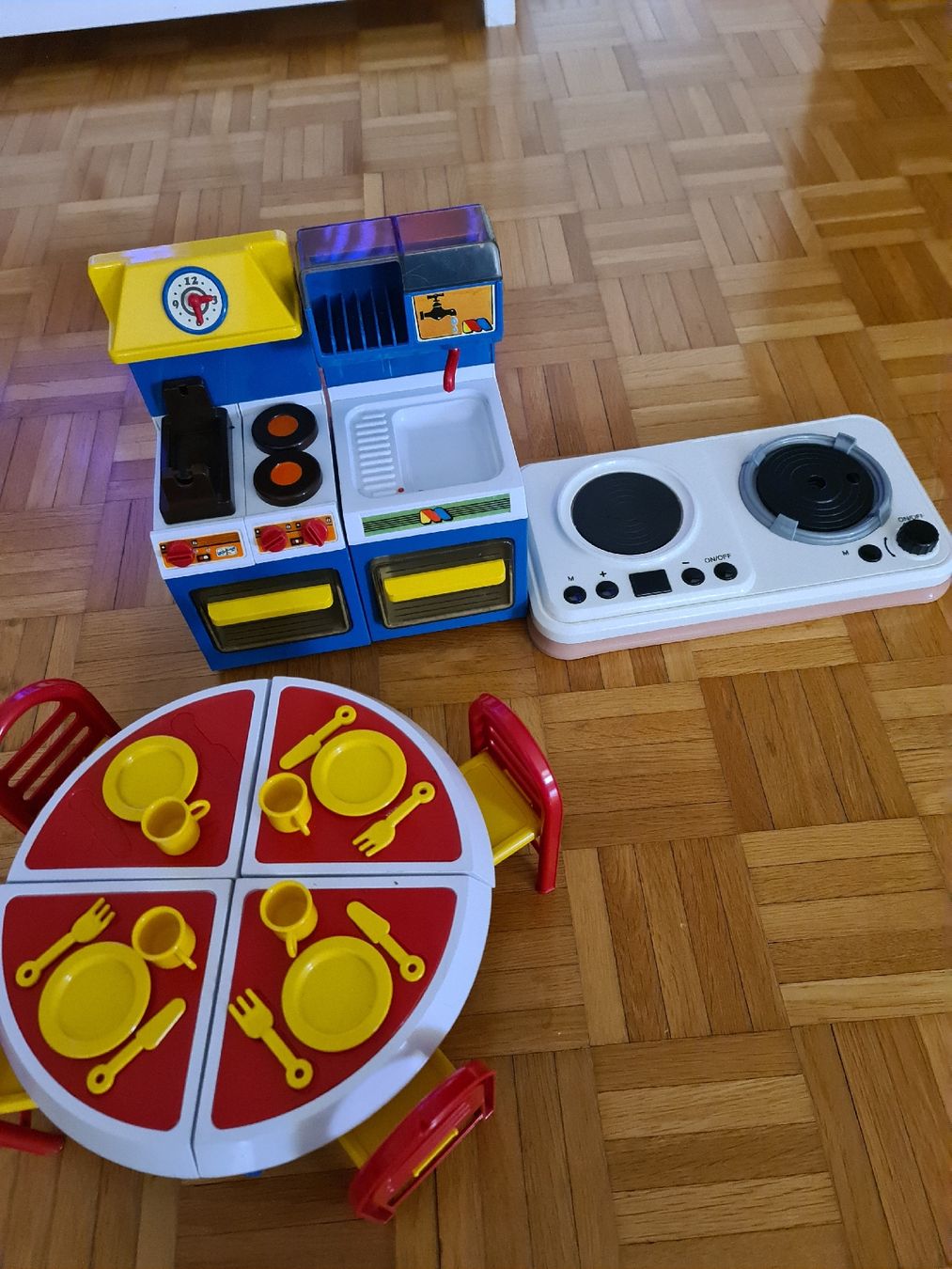 Giocattoli: Kinderküche inkl. Zubehör – Usato da Thun venduto da erh_fs86