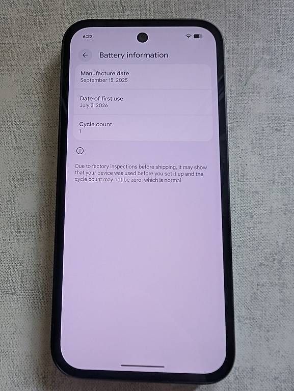 Handys / Smartphones: Google Pixel 9a 128 GB, Obsidian inkl. Ladekabel – Gebraucht aus Winterthur von TheMen4ce 4