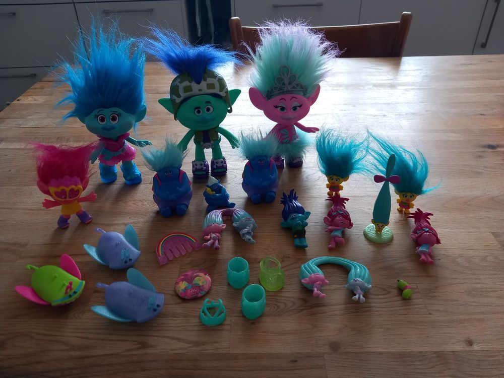 Trolls Set (Gebraucht) in für CHF 1 – mit Lieferung auf Ricardo kaufen