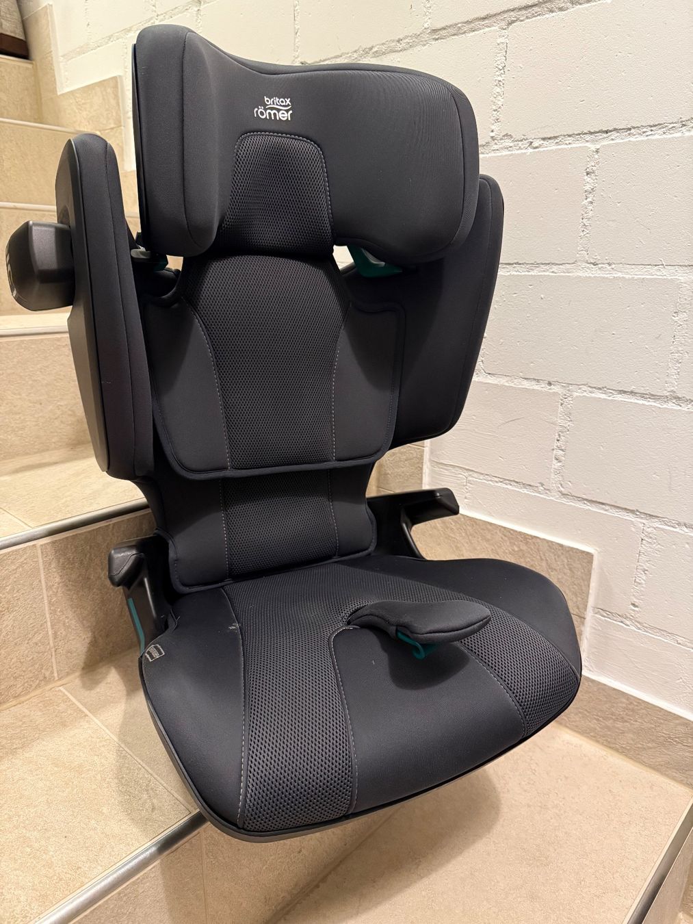 Britax Römer Auto-Kindersitze: Kindersitz Britax Römer Kidfix i-Size – Gebraucht aus Abtwil SG von akbones
