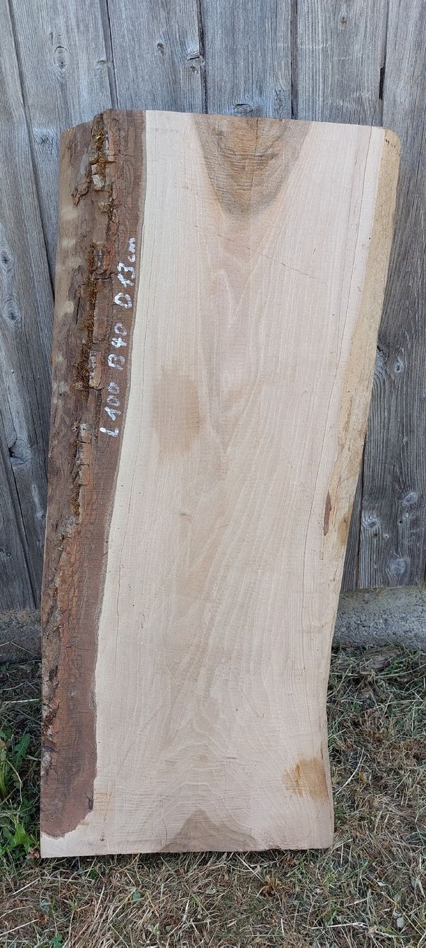 Articoli in legno: Schweizer Nussbaumholz – Difettoso da Giswil venduto da Stocki02 1