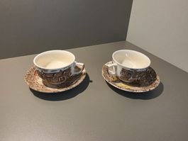 Tassen mit Untertassen braun gemustert 2er Set