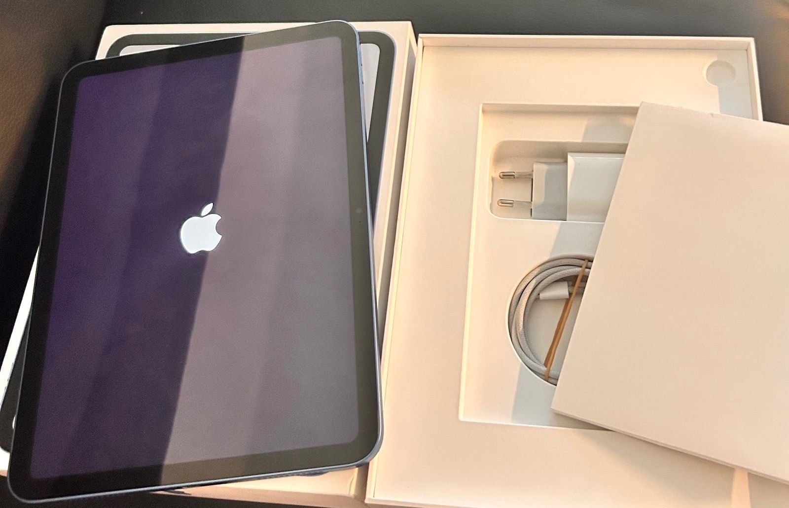Apple Tablet PC: iPad 10 Gen. 64GB blau neuwertig – Nuovo (secondo la descrizione) da Winterthur venduto da Eddiii