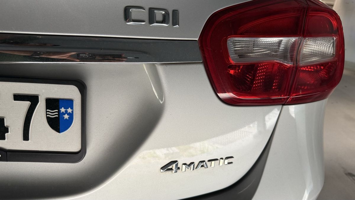 Mercedes-Benz Automobili: Mercedes GLA zu verkaufen  – Usato da Dättwil AG venduto da af_as 4