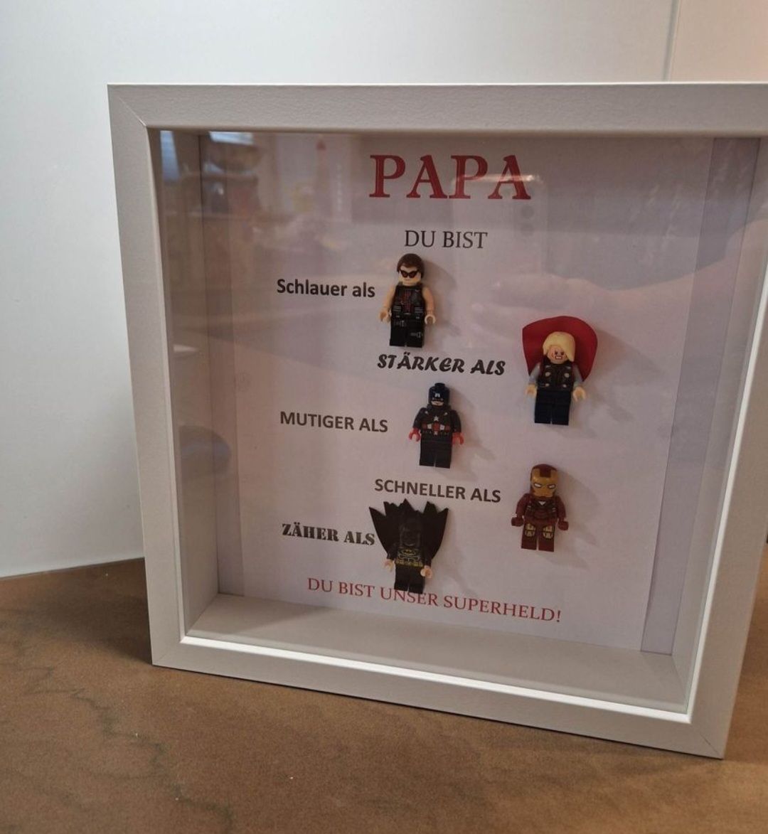 Cornici: Deko Rahmen "Papa" Superhelden – Nuovo (secondo la descrizione) da Büttenhardt venduto da Cardman