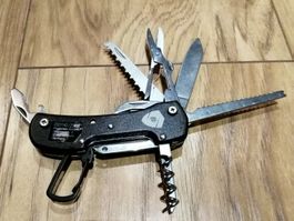 Taschenmesser mit Karabiner neu und original verpackt
