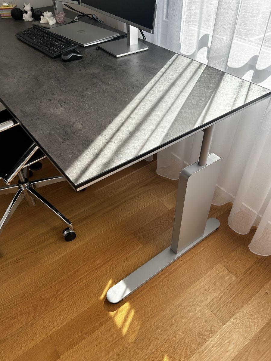Schreibtische: Bürotisch – Gebraucht aus Schaffhausen von Denise_muegg 1