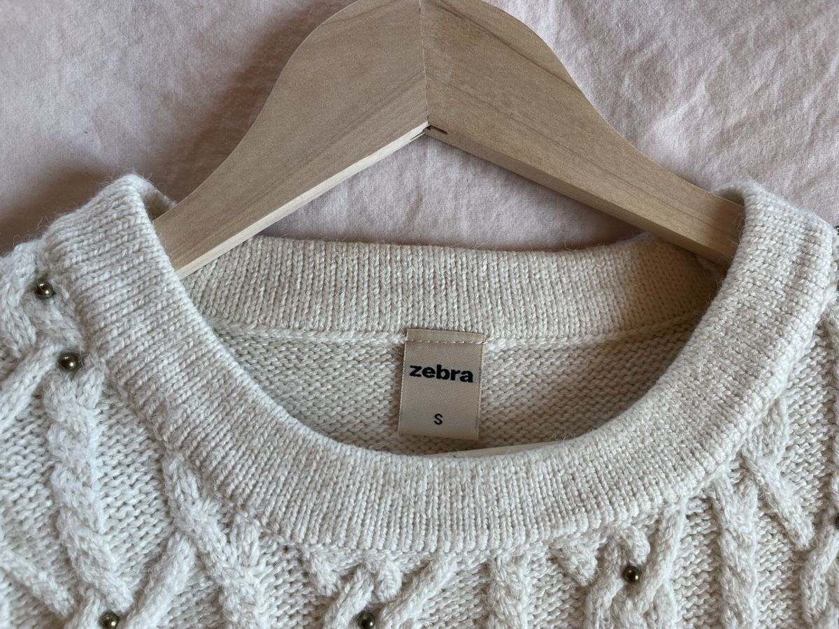 Zebra Pulls & Sweat-shirts: Weisser Strickpullover – Neuf (Voir description) à Frauenfeld par secondhand2hand 1