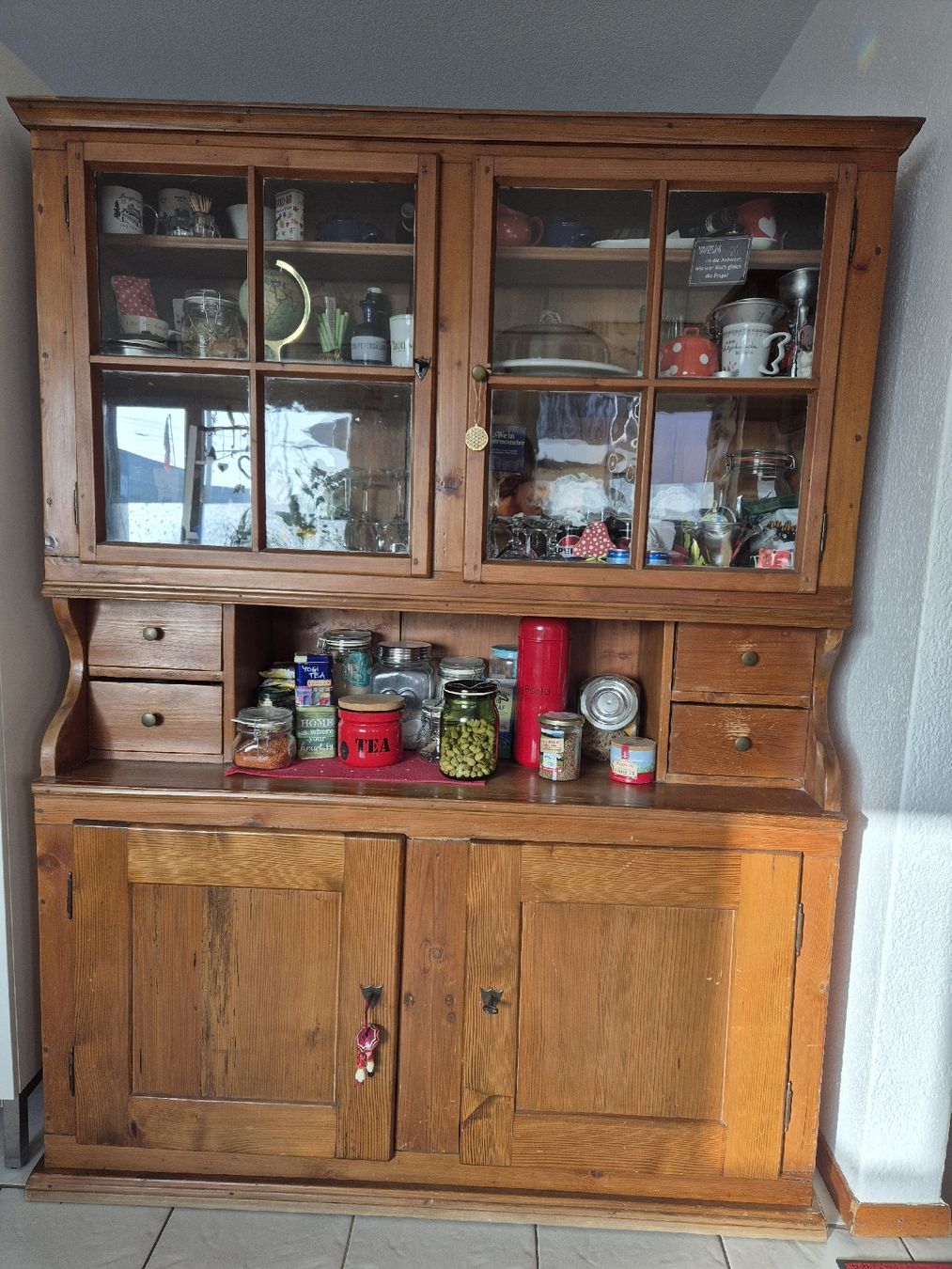 Credenze: antiker Buffetschrank – Usato da Herzogenbuchsee venduto da herzchae