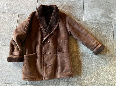 Magnifique manteau en mouton retourné homme